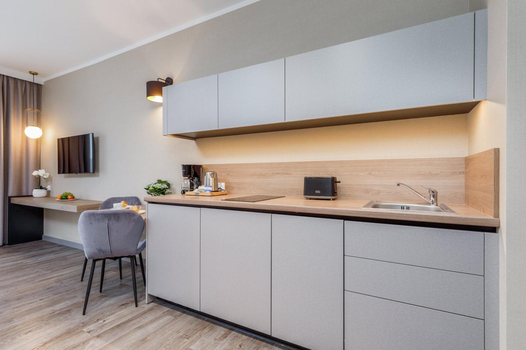 Bel Mare Holiday Apartments Near The Beach With Parking By Noclegi Renters 미엥지즈드로예 외부 사진