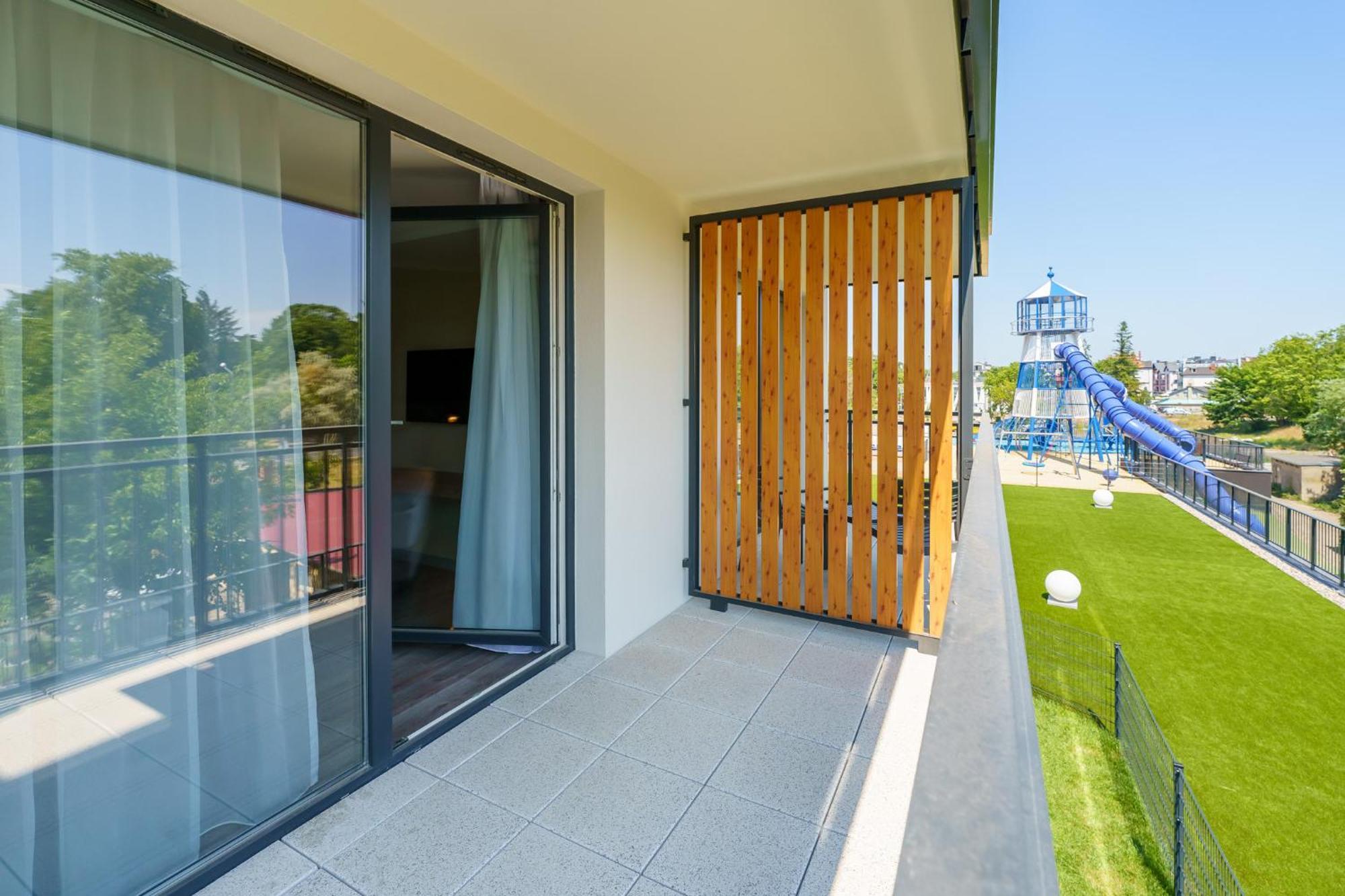 Bel Mare Holiday Apartments Near The Beach With Parking By Noclegi Renters 미엥지즈드로예 외부 사진