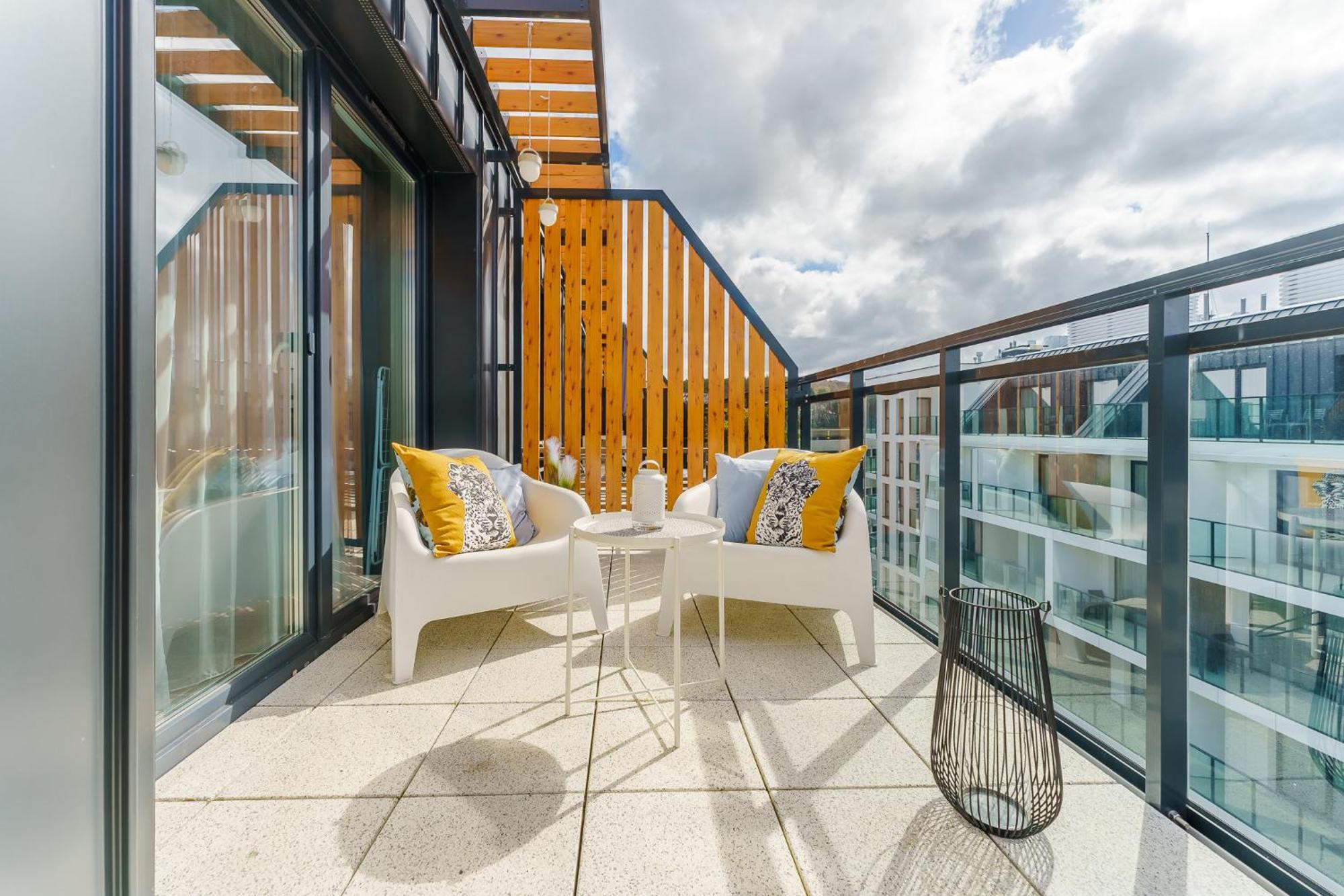 Bel Mare Holiday Apartments Near The Beach With Parking By Noclegi Renters 미엥지즈드로예 외부 사진