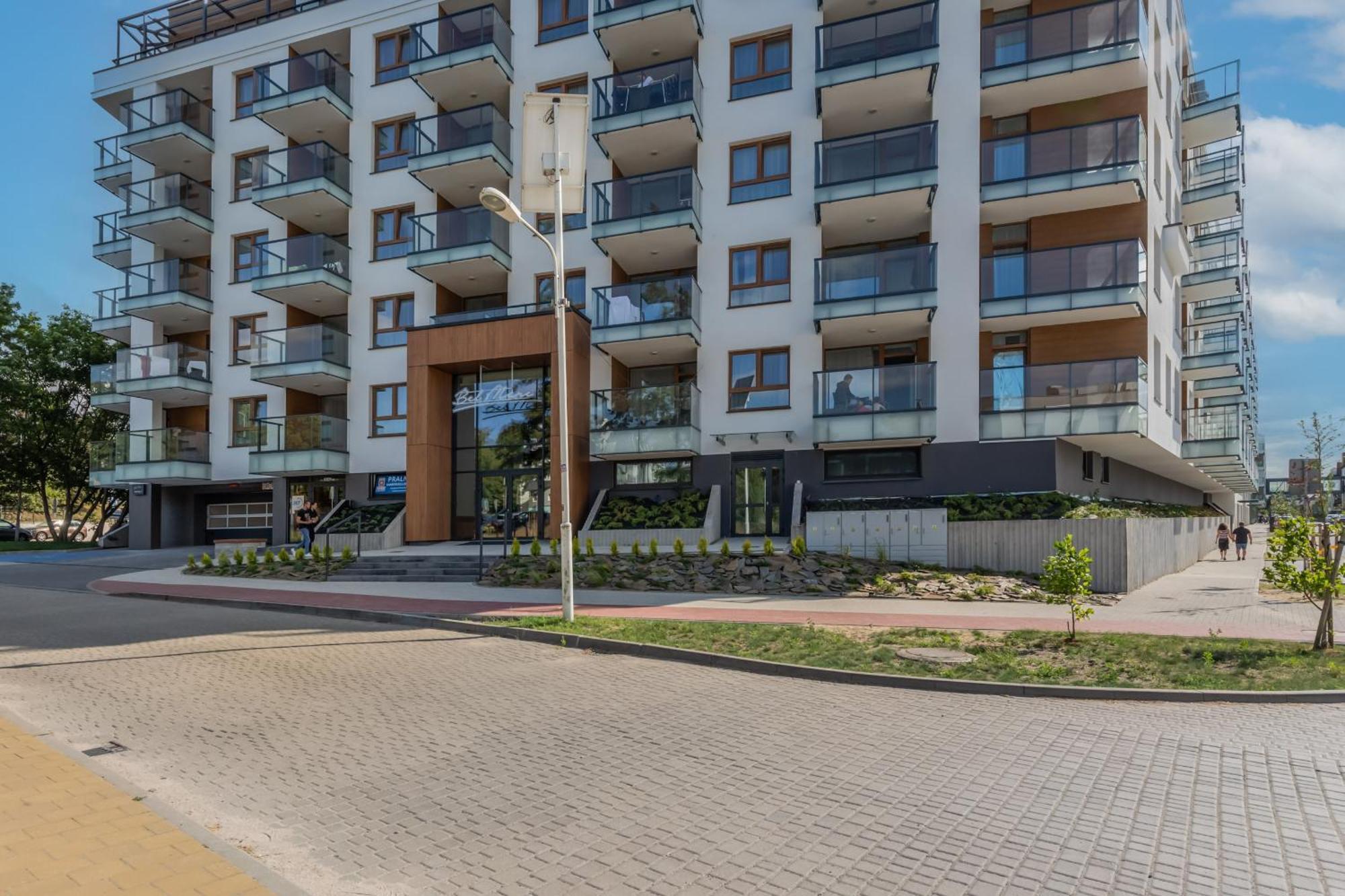 Bel Mare Holiday Apartments Near The Beach With Parking By Noclegi Renters 미엥지즈드로예 외부 사진
