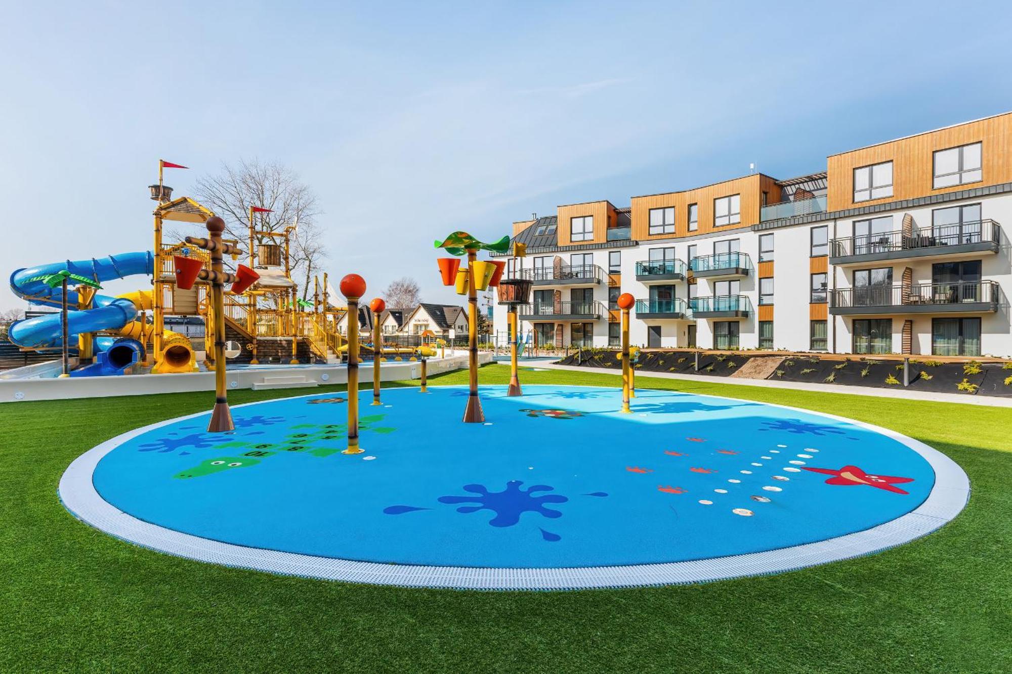 Bel Mare Holiday Apartments Near The Beach With Parking By Noclegi Renters 미엥지즈드로예 외부 사진